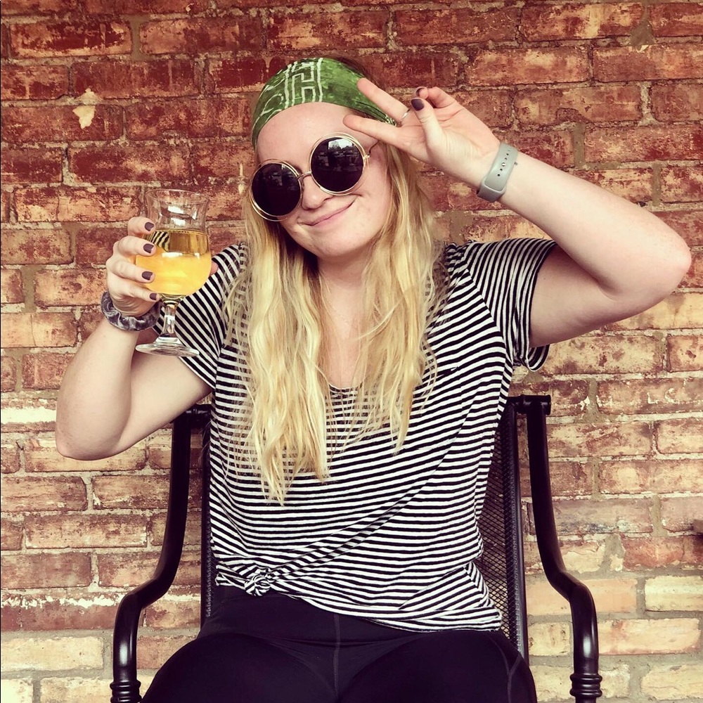 Meet your Posher, Molly